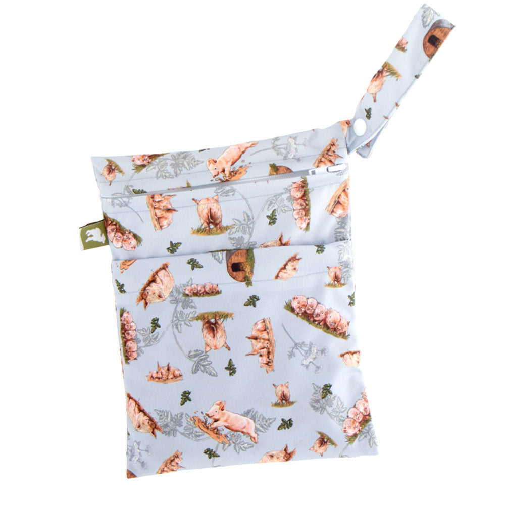 Little Lamb - Nasstasche mit Trockenfach - Wetbag mit Schlaufe - Gr. S (18x24 cm)