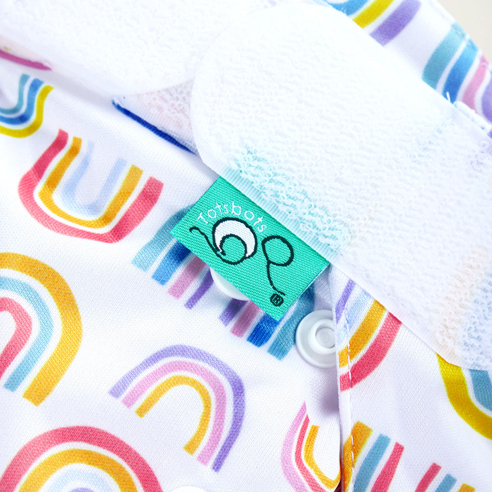 TotsBots - PeeNut V2 - Überhose AI2 - ohne Laschen - Rainbow