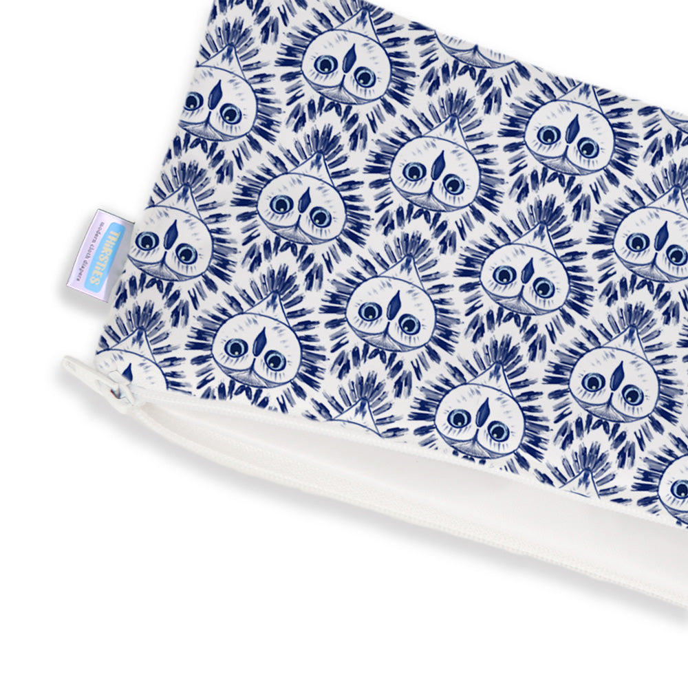 Thirsties - Clutch Bag mit Knopf-Schlaufe - Gr. XS (14x27cm)