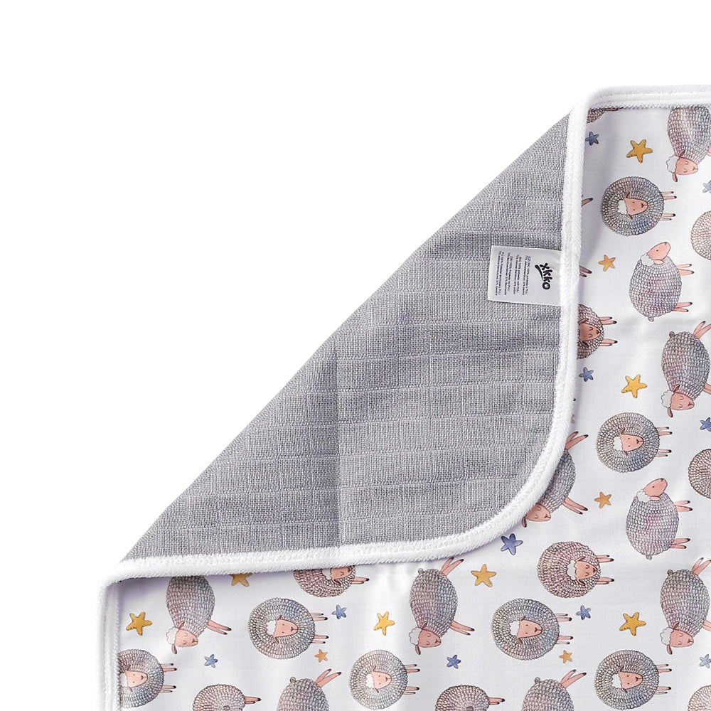 XKKO - wasserdichte & waschbare Wickelunterlage (70x50cm)