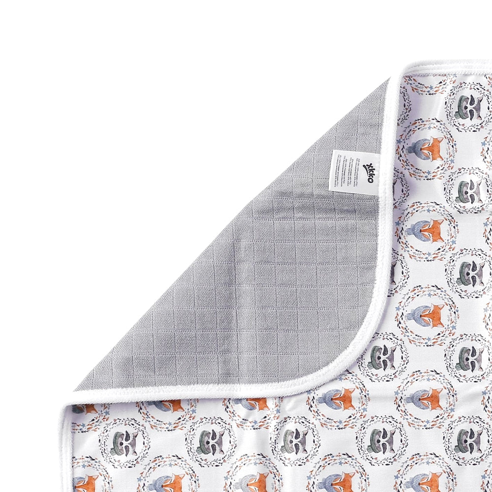 XKKO - wasserdichte & waschbare Wickelunterlage (70x50cm)