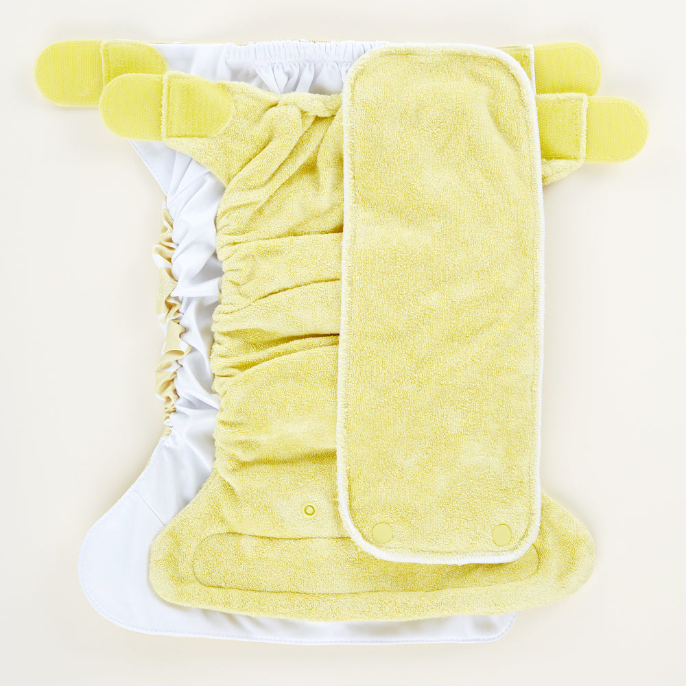TotsBots Bamboozle Stretch Höschenwindel Newborn (2–8 kg) aus Bambusviskose im Design Catkin – Ansicht 3