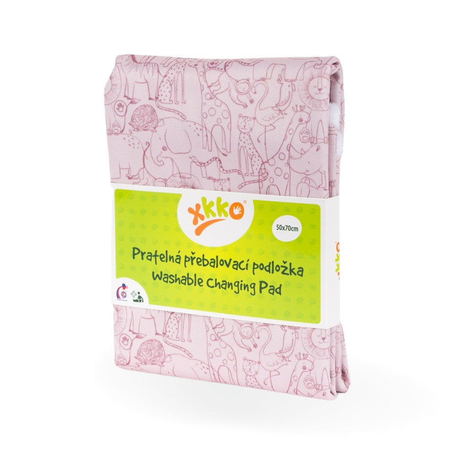 Waschbare XKKO Wickelunterlage im Design Safari Mesa Rose in der Originalverpackung