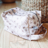 siebenKÄSEhoch - Wetbag (Nasstasche) Premium POD -  aus 100 % recycelten und hochwertigen Materialien sind die perfekte Wahl für umweltbewusste Eltern.