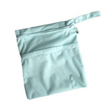 Little Lamb - Nasstasche mit Trockenfach - Wetbag mit Schlaufe - Gr. M (26x28 cm)