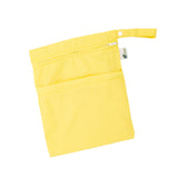 Little Lamb - Nasstasche mit Trockenfach - Wetbag mit Schlaufe - Gr. M (26x28 cm)