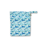 Little Lamb - Nasstasche mit Trockenfach - Wetbag mit Schlaufe - Gr. S (18x24 cm)