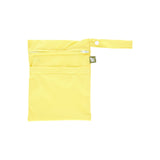 Little Lamb - Nasstasche mit Trockenfach - Wetbag mit Schlaufe - Gr. S (18x24 cm)