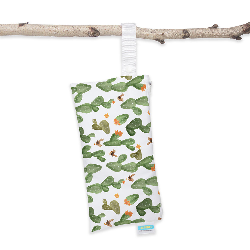 Thirsties - Clutch Bag mit Knopf-Schlaufe - Gr. XS (14x27cm)