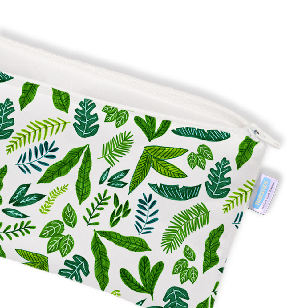 Thirsties - Clutch Bag mit Knopf-Schlaufe - Gr. XS (14x27cm)