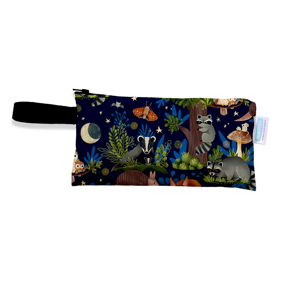 Thirsties - Clutch Bag mit Knopf-Schlaufe - Gr. XS (14x27cm)