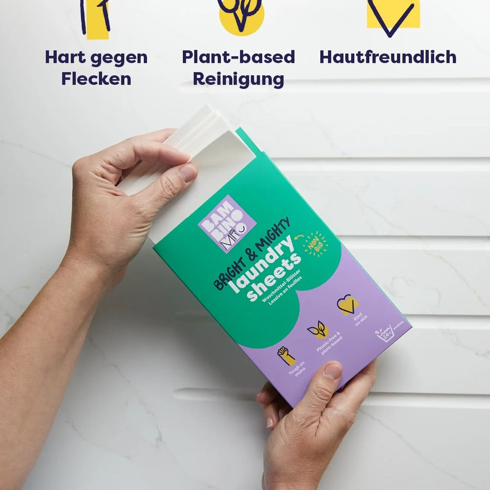 Waschblätter-Packung in der Hand: hart gegen Flecken, pflanzlich, hautfreundlich