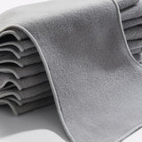 Stapel grauer Bambino Mio Fleece Liner