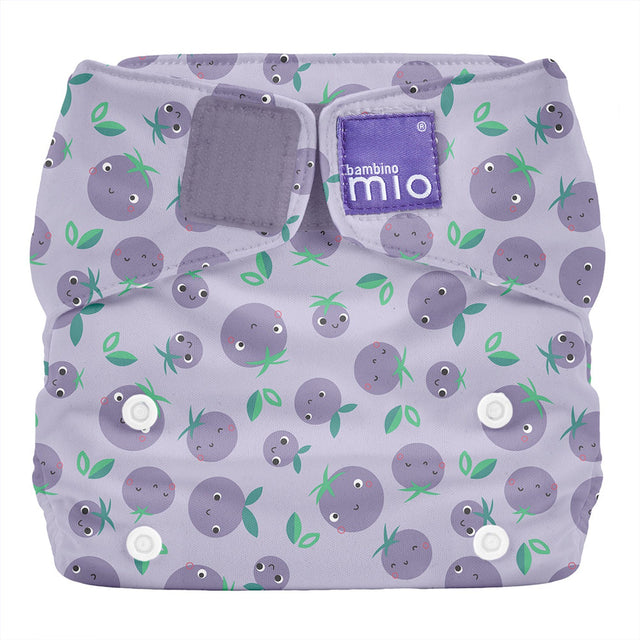 Bambino Mio MioSolo All-in-One Stoffwindel One Size im Design Berry Bounce von vorn
