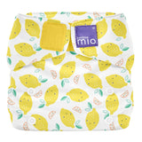 Bambino Mio MioSolo All-in-One Stoffwindel One Size im Design Lemon Drop von vorn
