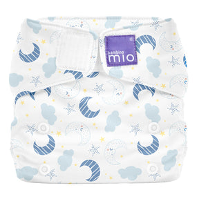 Bambino Mio MioSolo Classic All-in-One Stoffwindel One Size im Design Magical Moon von vorn