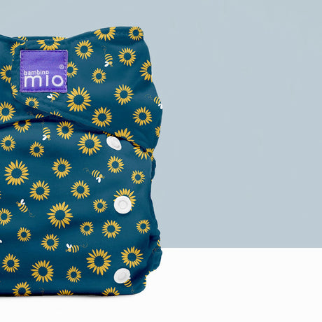 Bambino Mio MioSolo Classic AIO Windel Sunflower Power in Seitenansicht