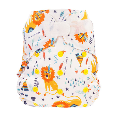 Blümchen Eco Shell 2in1 Überhose mit Klettverschluss, One Size (3–16 kg) im Design Schläfriger Löwe