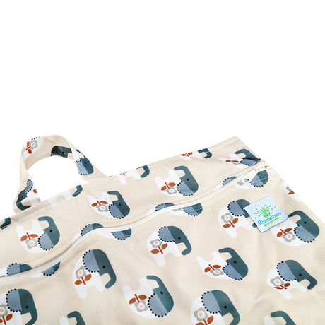 Blümchen Hanging Nappy Pail, hängender Windelsack Gr. XL (40 × 66 cm) – im Design Elefant – Ansicht 2