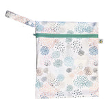 Doodush wasserdichte Wetbag mit Schlaufe Gr. M (30 x 40 cm) im Design Magic Dotty