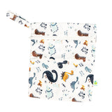 Doodush wasserdichte Wetbag mit Schlaufe Gr. M (30 x 40 cm) im Design White Dinos