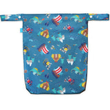 Little Clouds einfache Nasstasche (Wetbag) Größe L im Design Wikinger von hinten