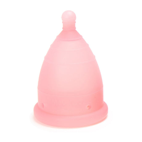 MonthlyCup Mini Menstruationstasse 15 ml in Pink, medizinisches Silikon, Ansicht von vorn