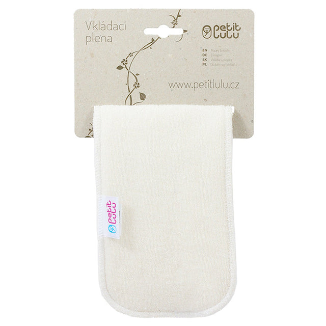 Petit Lulu Bambus-Booster kurz, eine naturweiße 3-lagige Saugeinlage 30 x 10 cm vor der Verpackungskarte