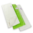 Petit Lulu Luxus-Prefolds im 3er-Set Unisex: naturweiß, grün und hellgrau-natur, versetzt übereinander