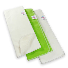 Petit Lulu Luxus-Prefolds im 3er-Set Unisex: naturweiß, grün und hellgrau-natur, versetzt übereinander