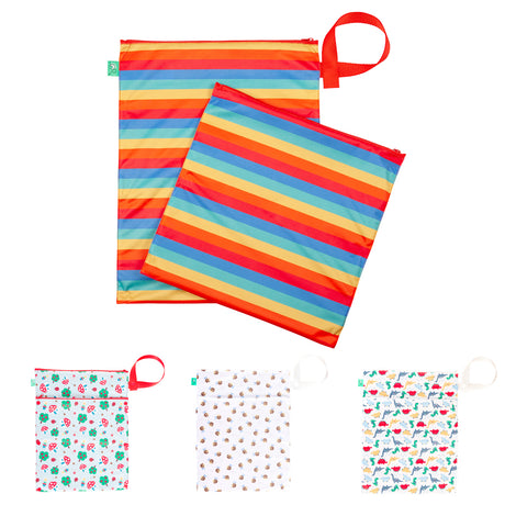 TotsBots doppelter Wetbag mit Trockenfach (Wet & Dry Bag, 38 × 30 cm) in verschiedenen Designs (Übersicht)
