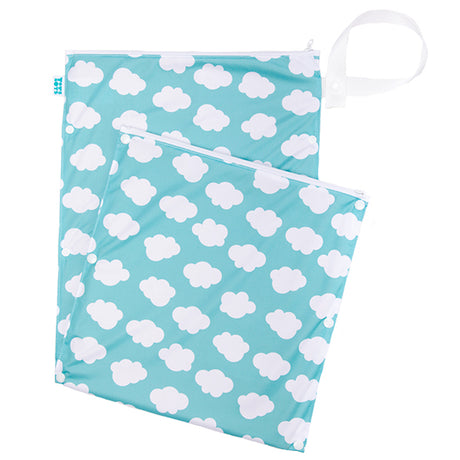 TotsBots doppelter Wetbag mit Trockenfach (Wet & Dry Bag, 38 × 30 cm) im Design Fluffy Cloud – Ansicht 3