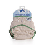 XKKO Organic Höschenwindel Größe L (8,5–13,5 kg) mit grünem Saum in der Verpackung