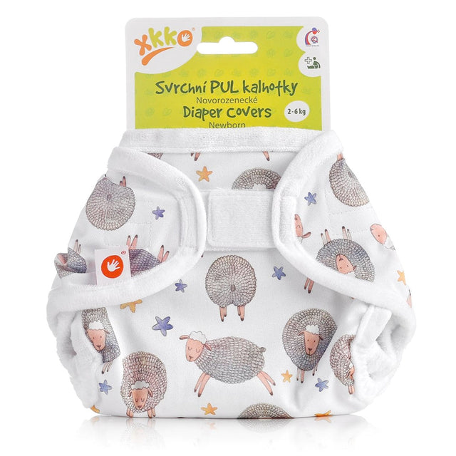 XKKO PUL-Überhose Newborn (2–6 kg) im Design Verträumte Schafe von vorn, mit Klettverschluss und doppelten Beinbündchen