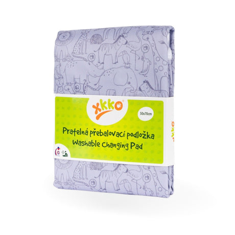 Waschbare XKKO Wickelunterlage im Design Safari Lavender Aura in der Originalverpackung